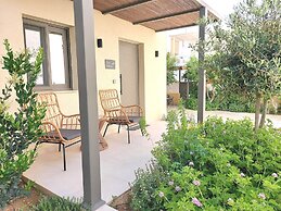 Elea Suites Adelianos Kampos