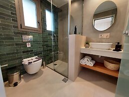 Elea Suites Adelianos Kampos