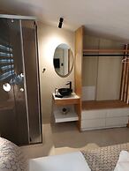 Elea Suites Adelianos Kampos
