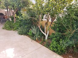 Elea Suites Adelianos Kampos