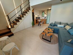Elea Suites Adelianos Kampos