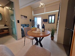 Elea Suites Adelianos Kampos