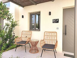 Elea Suites Adelianos Kampos