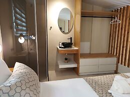 Elea Suites Adelianos Kampos