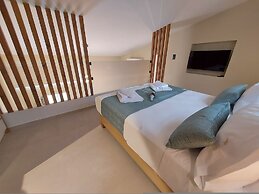 Elea Suites Adelianos Kampos