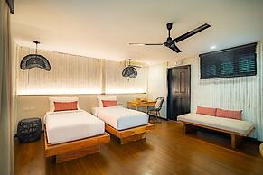 The Henry Qi Elnido