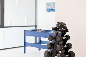 Massive 4 Bedroom with Cinema & Gym
