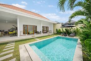Lasterra Villa