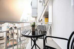 Luxury Design Apartment in Pagrati