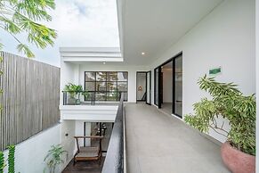 Lindt Villa