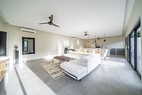 Lotus Villa