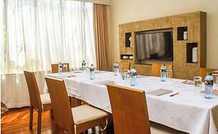 Reata Apartment Hotel