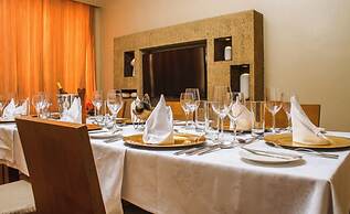 Reata Apartment Hotel