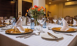 Reata Apartment Hotel