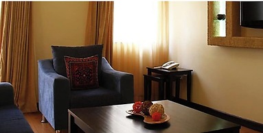 Reata Apartment Hotel
