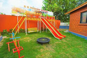 S R Resort