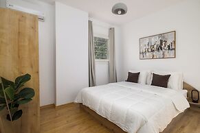 Ourania Lofts and Suites