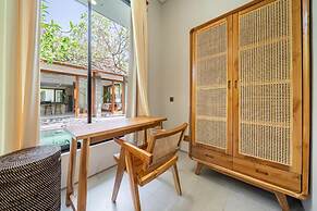 Mimosa villa