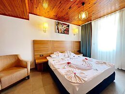 AKIN APART OTEL