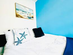 High Tide Hotel