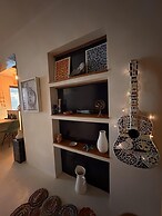 3bed Apartment- Garden, Private Pool, Free Parking