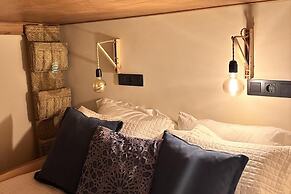 3bed Apartment- Garden, Private Pool, Free Parking