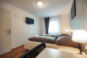 Hotel Three Corners