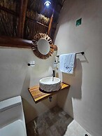KAAJ NDOMI