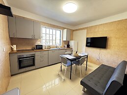 Wolf Villa