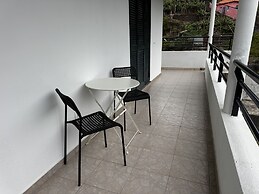 Wolf Villa
