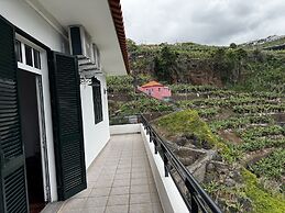 Wolf Villa