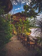 Happy Lemon Tree Lodge