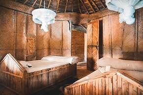 Happy Lemon Tree Lodge