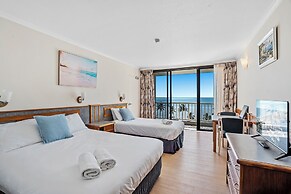The Oceanfront Cairns