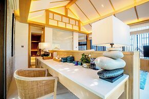 Clouds Villa