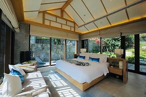 Clouds Villa