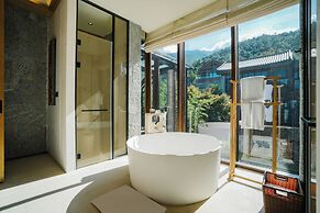 Clouds Villa