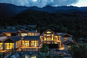 Clouds Villa