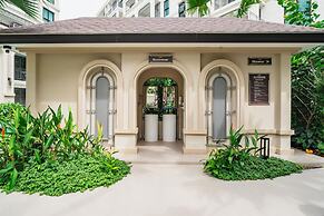 Charming balcony studio in Title Legend