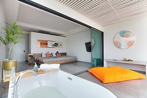 Luxury Sunset House Home Gym Cinema