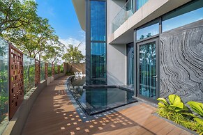 Regal Villas