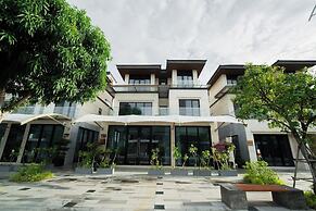 Regal Villas