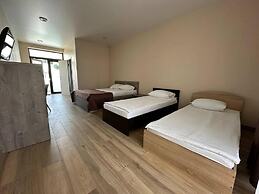 Weekend Family Hotel