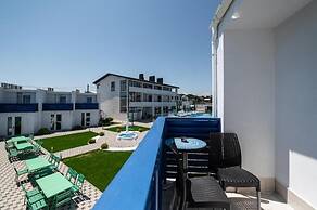 Weekend Family Hotel