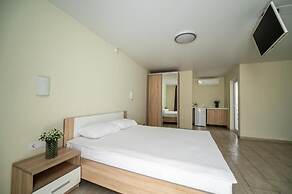 Weekend Family Hotel