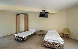 Weekend Family Hotel