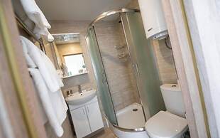 Weekend Family Hotel