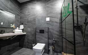Weekend Family Hotel