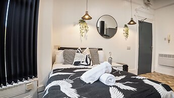 Modern Retreat in Birmingham