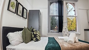 Modern Retreat in Birmingham
